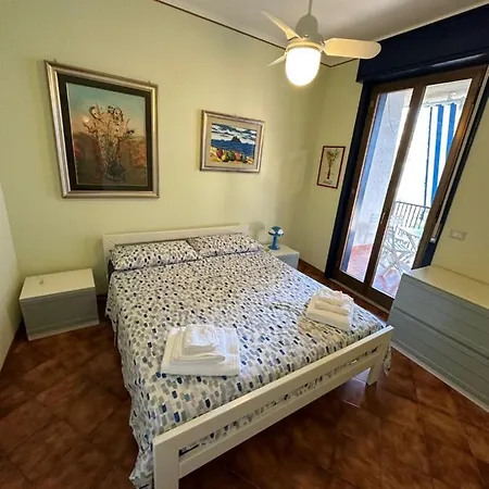 Apartment Roberto House - Taormina Mare *